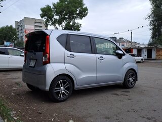 2019 Daihatsu Move VI Рестайлинг, серебристый, 750000 рублей, вид 3