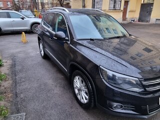 2014 Volkswagen Tiguan I Рестайлинг, чёрный, 1549000 рублей, вид 4