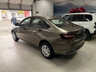 2026 Lada (ВАЗ) Vesta I Рестайлинг (NG), коричневый, 1681900 рублей, вид 4