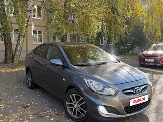 2011 Hyundai Solaris I, чёрный, 550000 рублей, вид 3