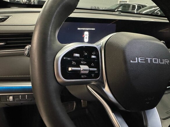 2023 Jetour X70+ I Рестайлинг, серый, 2050000 рублей - вид 17