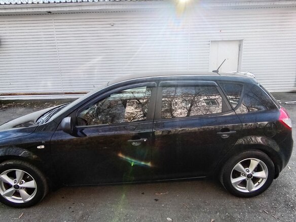 2011 Kia Ceed I Рестайлинг, чёрный, 780000 рублей - вид 3