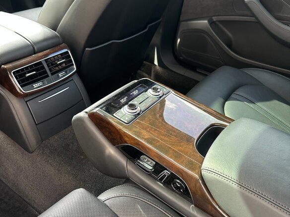 2014 Audi A8 Long III (D4), чёрный, 1850000 рублей - вид 14