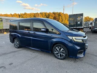 2018 Honda Stepwgn Spada V Рестайлинг, синий, 2200000 рублей, вид 2