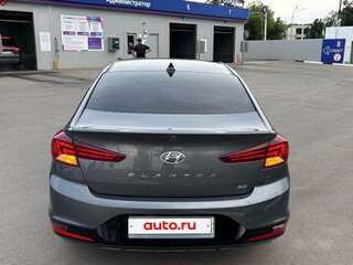 2019 Hyundai Elantra VI (AD) Рестайлинг, серый, 1570000 рублей, вид 4