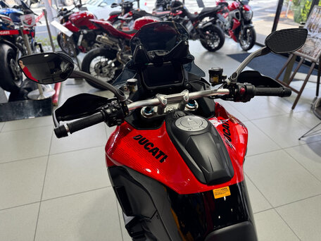 2025 Ducati Multistrada V4, красный, 2550000 рублей, вид 5