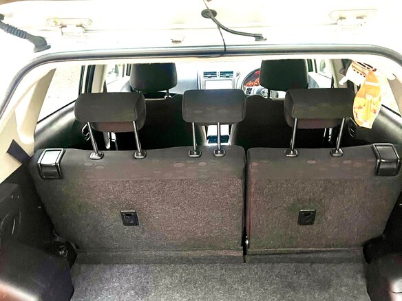 2012 Toyota Ractis II, серый - вид 8