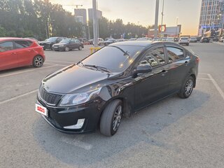 2012 Kia Rio 5-speed III, чёрный, 780000 рублей, вид 5