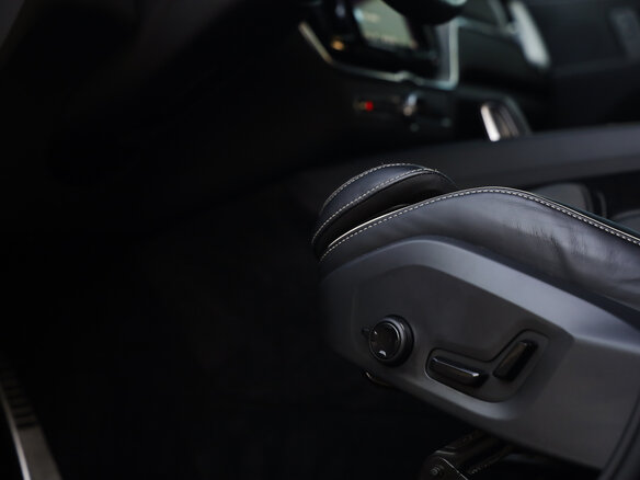 2021 Volvo XC60 II Рестайлинг, синий, 4399000 рублей - вид 24