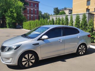 2012 Kia Rio 4-speed III, серебристый, 875000 рублей, вид 4