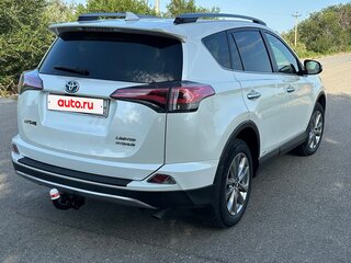 2017 Toyota RAV4 IV (XA40) Рестайлинг, белый, 2900000 рублей, вид 5