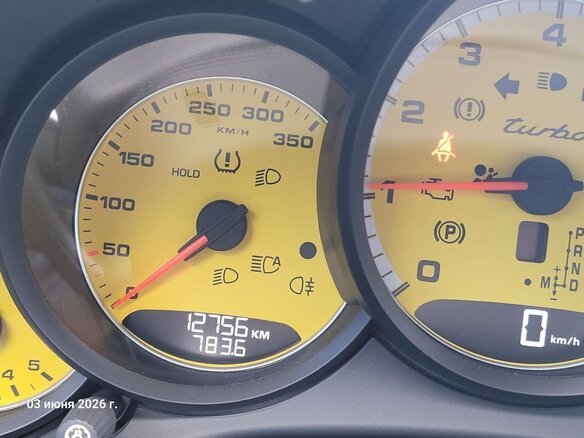 2015 Porsche 911 Turbo VII (991), жёлтый, 13900000 рублей - вид 15