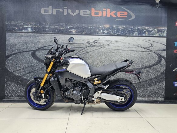 2023 Yamaha MT-09 (FZ-09), серый, 1099000 рублей - вид 8