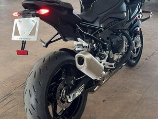 2024 BMW S 1000 RR, чёрный, 2200000 рублей, вид 4