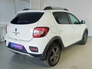 2020 Renault Sandero Stepway II Рестайлинг, белый, 1250000 рублей, вид 4