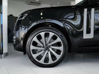 2025 Land Rover Range Rover P530 MHEV Long V, чёрный, 22500000 рублей, вид 4