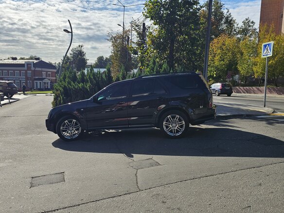 2009 Cadillac SRX I, чёрный, 1110000 рублей - вид 4