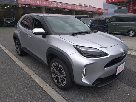 2022 Toyota Yaris Cross I, белый, 1500000 рублей, вид 1