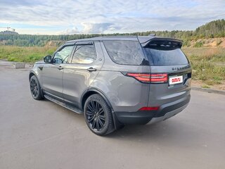 2017 Land Rover Discovery V, серый, 3300000 рублей, вид 4
