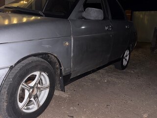 2003 Lada (ВАЗ) 2110, серебристый, 115000 рублей, вид 3