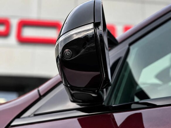 2020 BMW X6 M Competition III (F96), фиолетовый, 11550000 рублей - вид 10