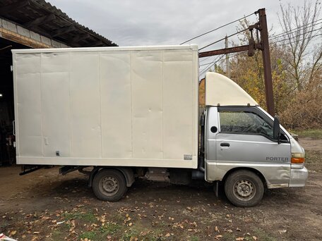 2012 Hyundai Porter, серебристый, 500000 рублей, вид 2