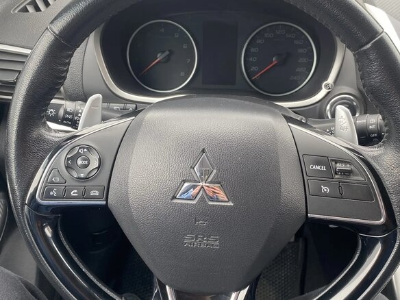 2019 Mitsubishi Eclipse Cross I, белый - вид 15