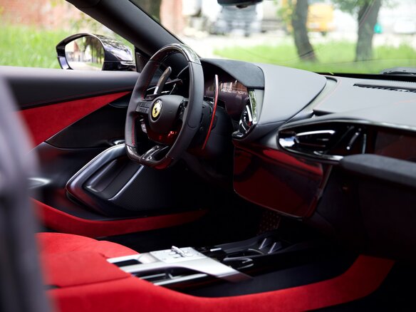 2026 Ferrari 12Cilindri, чёрный, 59900000 рублей - вид 27