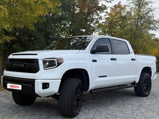 2014 Toyota Tundra CrewMax II Рестайлинг, белый, 4150000 рублей, вид 1