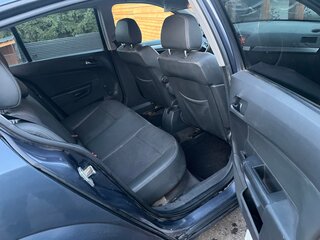 2007 Opel Astra H Рестайлинг, серый, 320000 рублей, вид 3