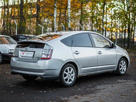 2008 Toyota Prius II Рестайлинг (XW20), серебристый, 555000 рублей, вид 2