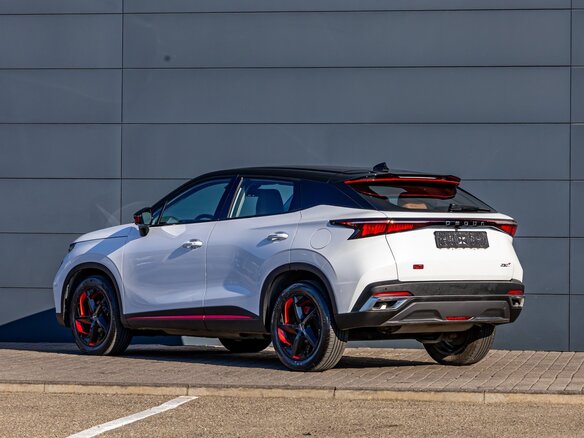 2023 Omoda C5 I, белый, 1305000 рублей - вид 6