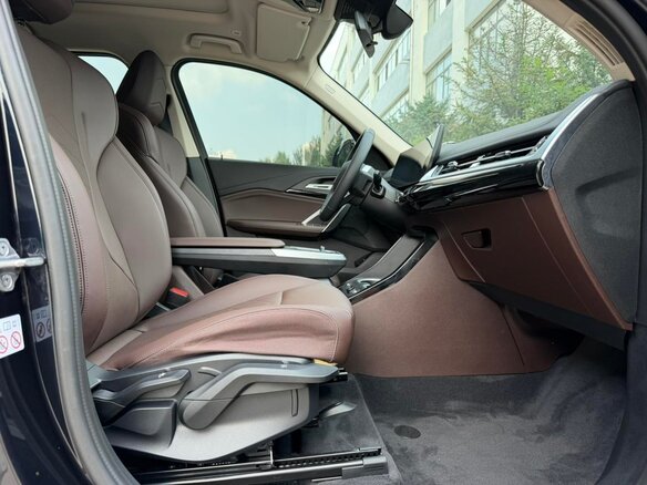 2023 BMW X1 Long 20Li sDrive III (U11/U12), чёрный, 2842029 рублей - вид 23
