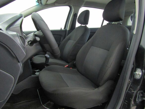 2017 Renault Sandero II, чёрный, 559000 рублей - вид 10