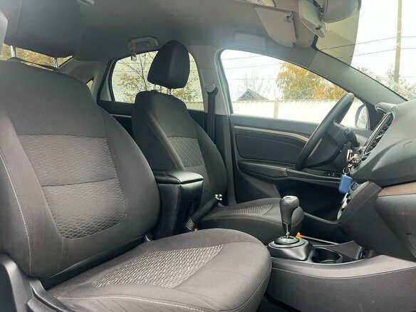 2015 Lada (ВАЗ) Vesta I, белый, 730000 рублей - вид 9