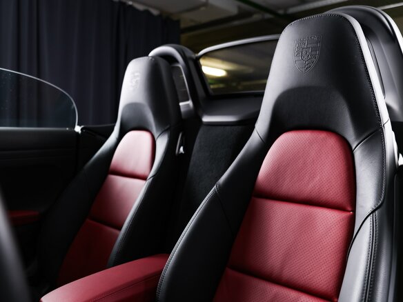 2025 Porsche Boxster IV 718 (982), синий, 11900000 рублей - вид 24