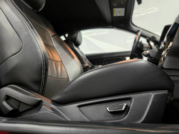 2018 Ford Mustang VI Рестайлинг, красный, 3070000 рублей - вид 17