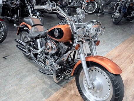 2008 Harley-Davidson Fat Boy, оранжевый, 1099000 рублей, вид 4