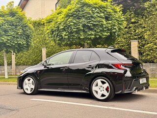 2024 Toyota Corolla GR XII (E210) Рестайлинг, чёрный, 4200000 рублей, вид 3