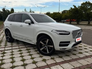 2017 Volvo XC90 II, белый, 3990000 рублей, вид 1