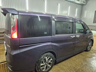 2016 Honda Stepwgn V, фиолетовый, 2000000 рублей, вид 3