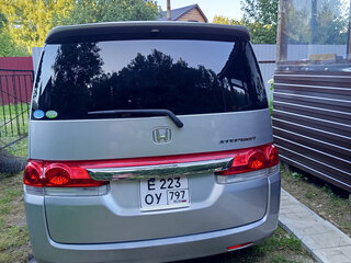 2005 Honda Stepwgn III, серебристый, 930000 рублей, вид 5