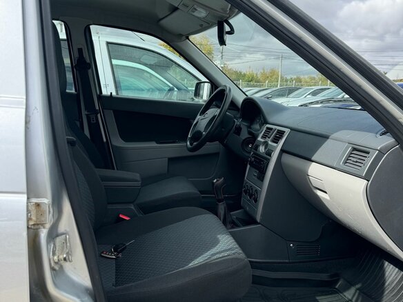 2011 Lada (ВАЗ) Priora I, серебристый, 530000 рублей - вид 17