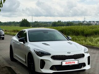 2019 Kia Stinger I, белый, 2890000 рублей, вид 2