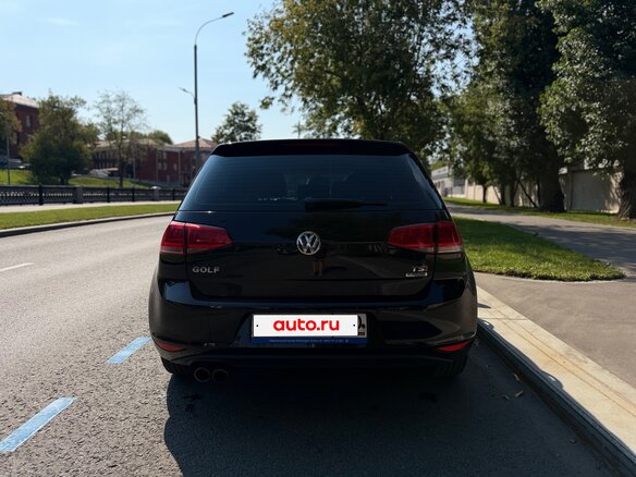 2014 Volkswagen Golf VII, чёрный - вид 3