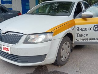 2016 Skoda Octavia III (A7), белый, 500000 рублей, вид 2