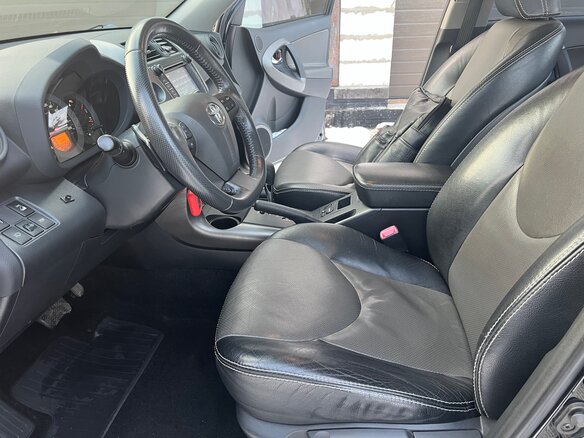 2011 Toyota RAV4 III (XA30) Рестайлинг, чёрный, 1600000 рублей - вид 7