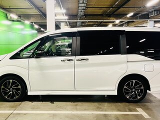 2021 Honda Stepwgn Spada V Рестайлинг, белый, 3050000 рублей, вид 5