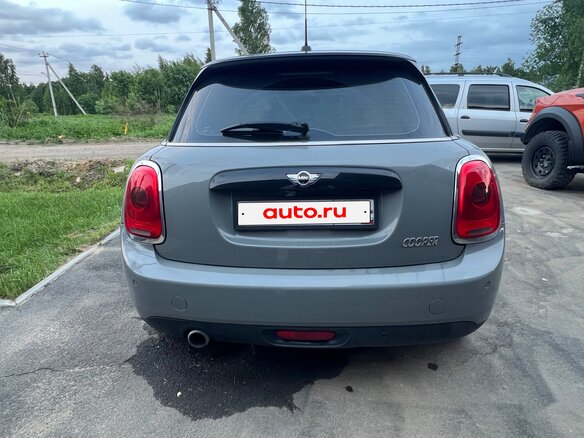 2018 Mini Hatch Cooper III (F55/F56), серый, 1335000 рублей - вид 4