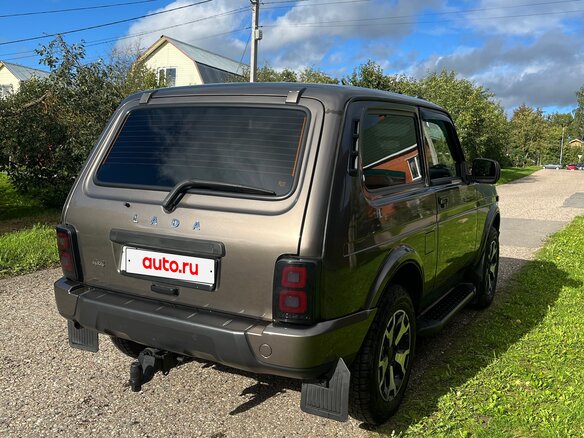 2020 Lada (ВАЗ) 2121 (4x4) Urban I Рестайлинг (2020), коричневый, 850000 рублей - вид 4